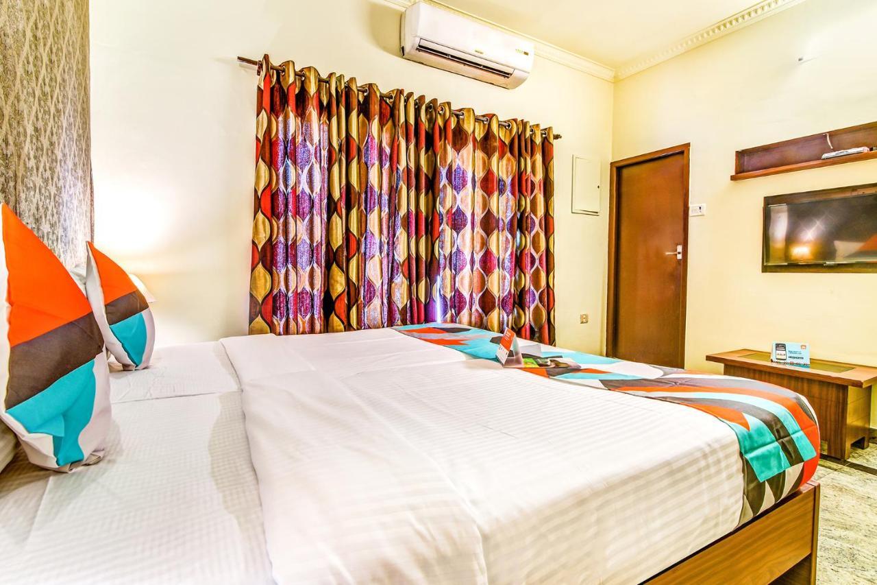 Fabexpress Nestlay Rooms - 100M From Velammal Hall, Moggappair Chennai Exteriör bild