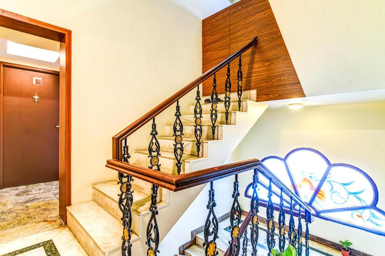 Fabexpress Nestlay Rooms - 100M From Velammal Hall, Moggappair Chennai Exteriör bild